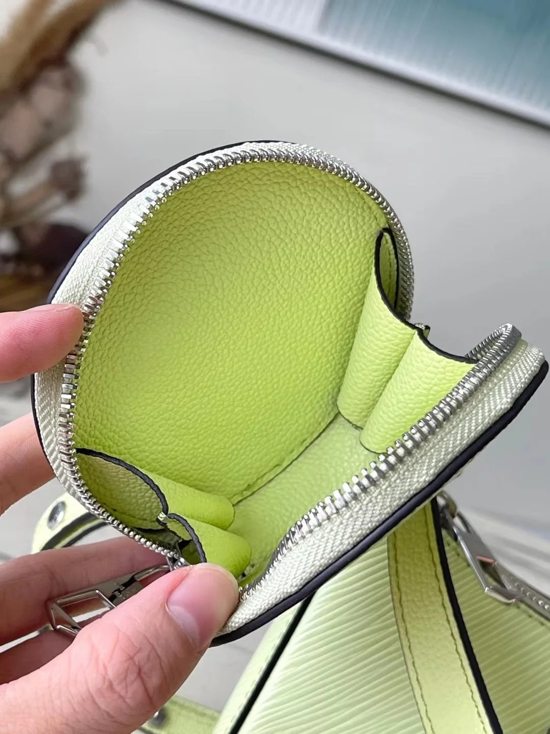 루이비통 마렐리니 에피 핸드백 M22651