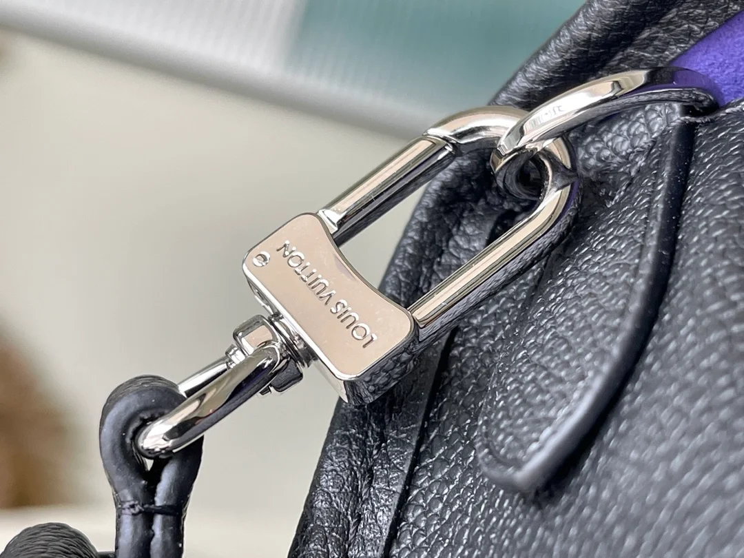 루이비통 부시 에피 핸드백 M59386