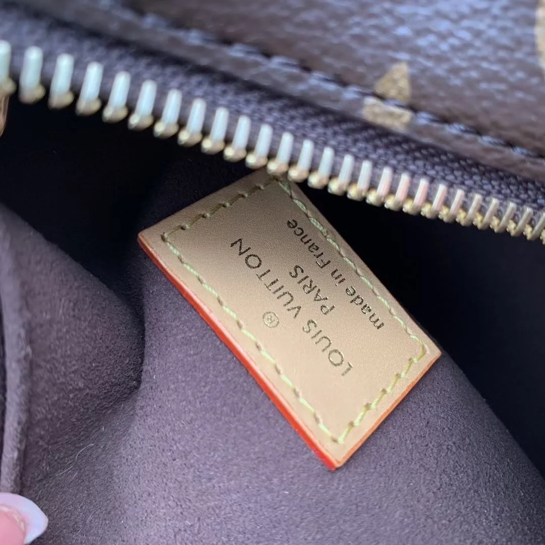 루이비통 사이드 트렁크 PM 핸드백 M46358