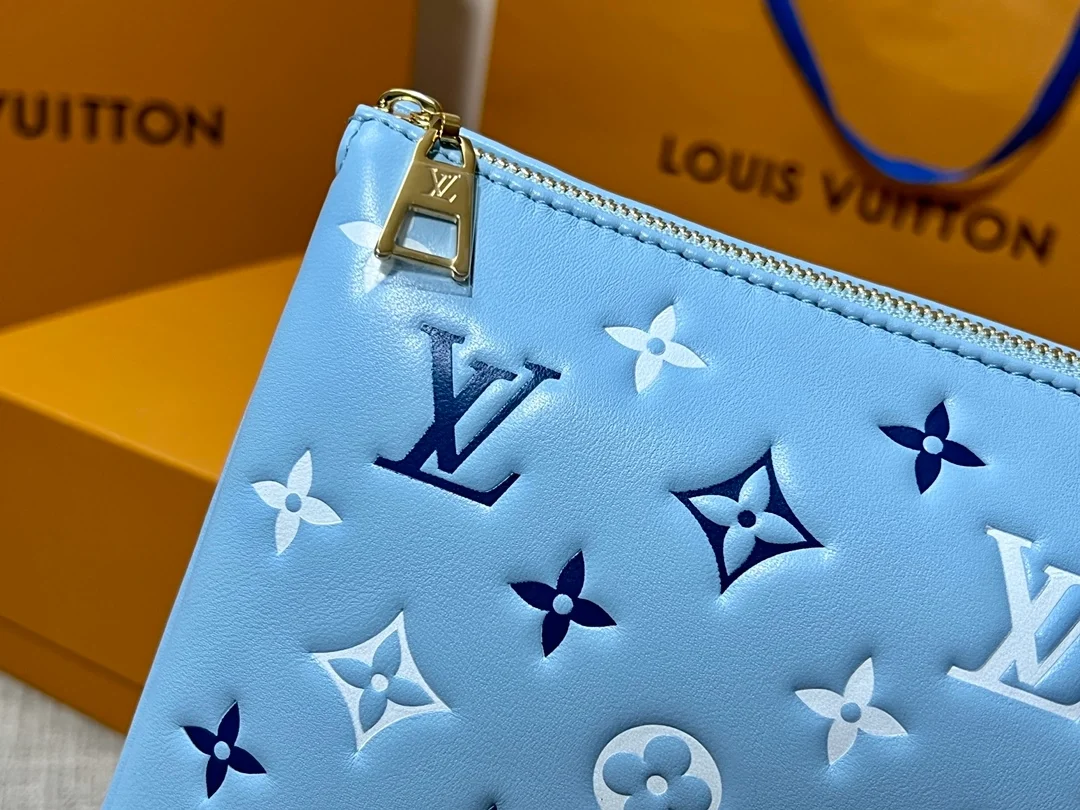 루이비통 쿠상 PM 핸드백 M22953