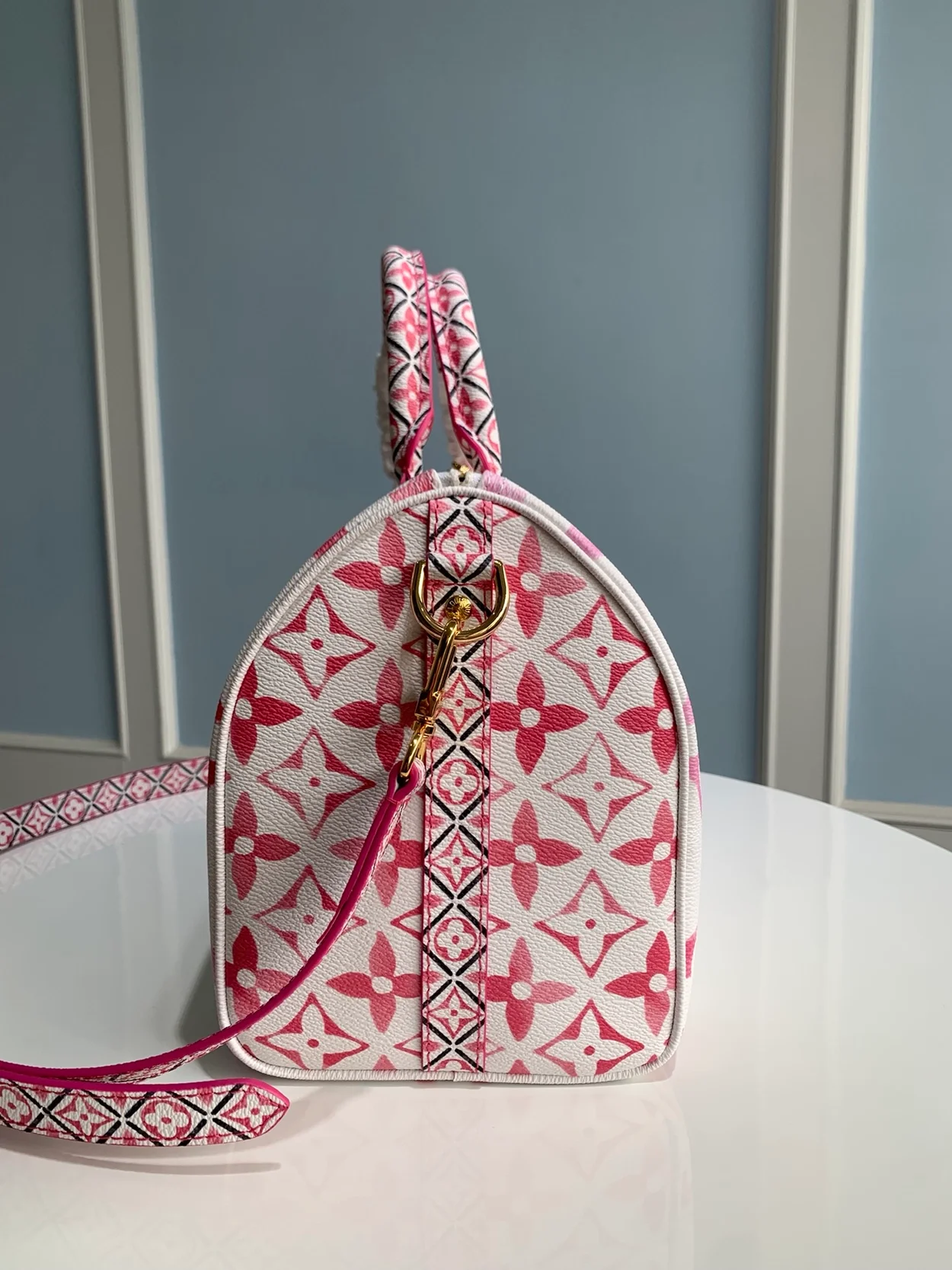 루이비통 스피디 반둘리에 25 M23073