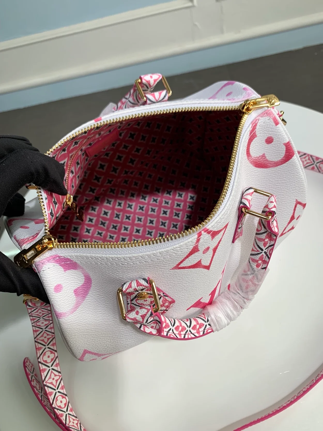 루이비통 스피디 반둘리에 25 M23073