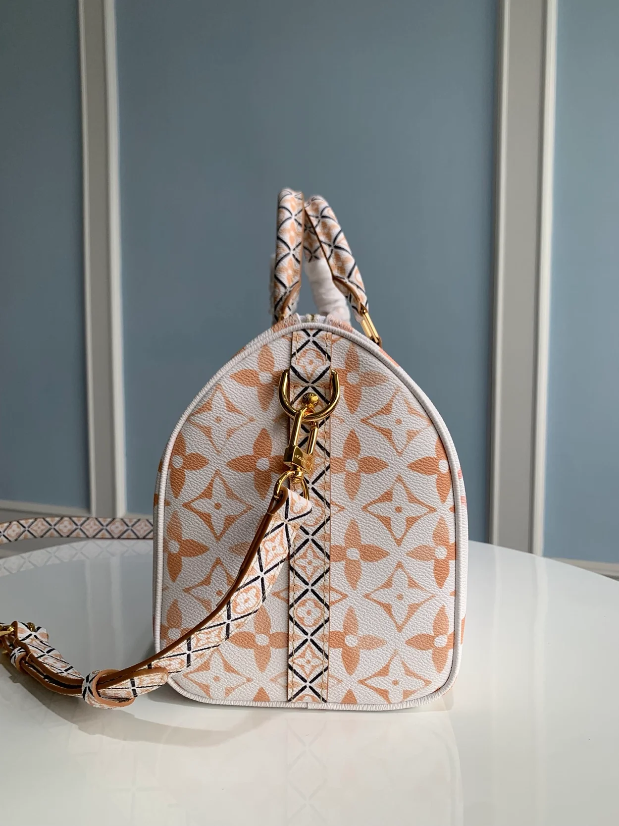 루이비통 스피디 반둘리에 25 M22987