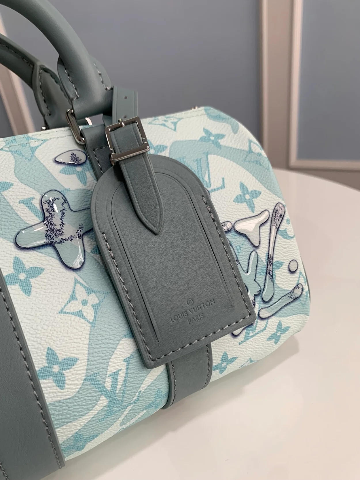 루이비통 키폴 반둘리에 25 M22527