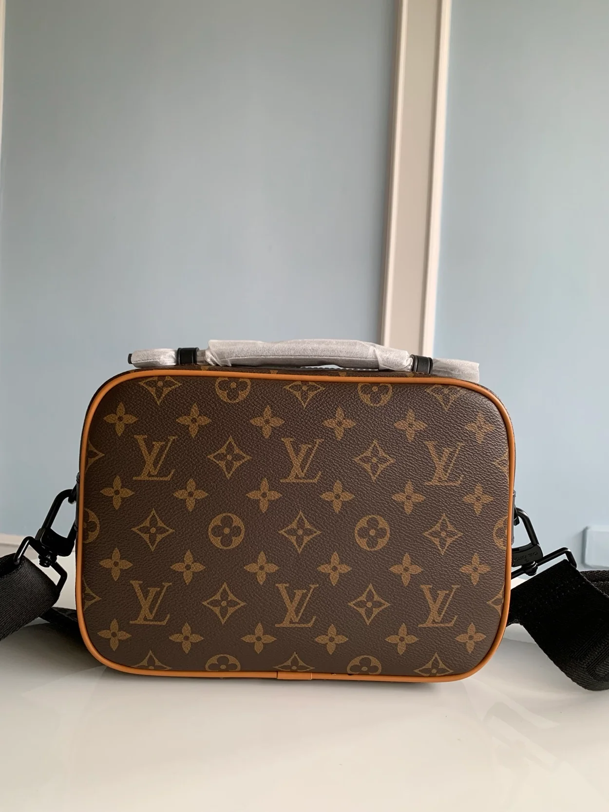 루이비통 S 락 메신저 백 M45806