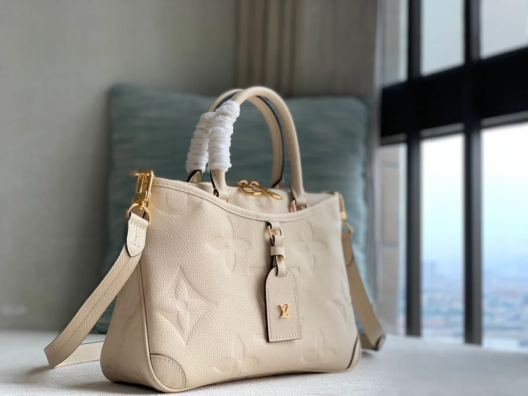 루이비통 트라이아논 PM 백 M46503