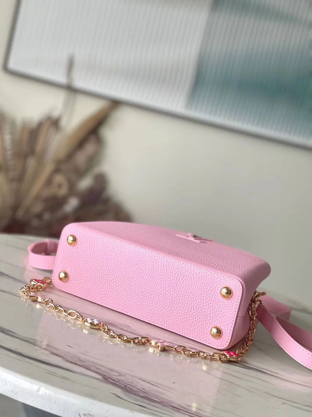 루이비통 카퓌신 BB 백 M22375