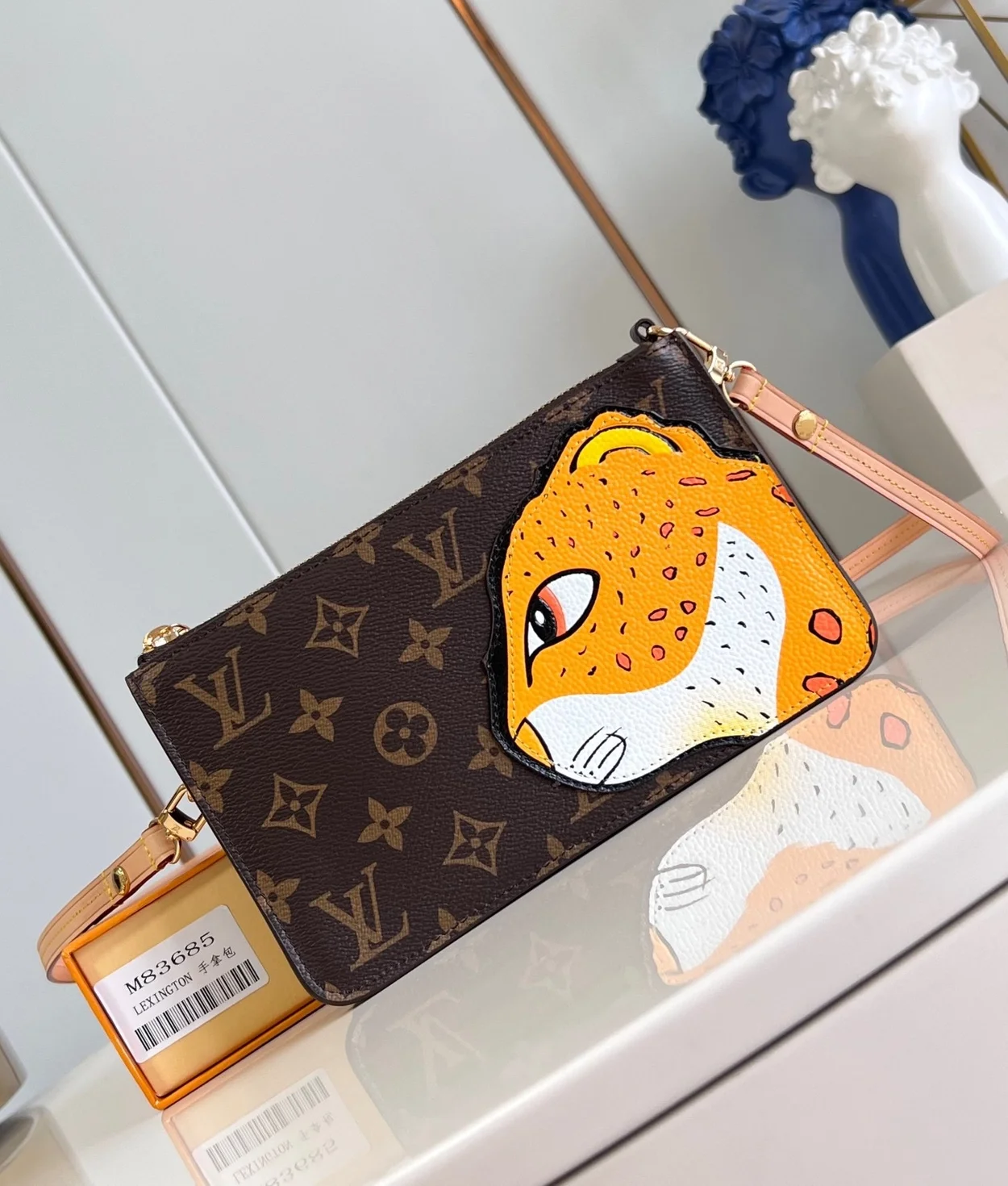 루이비통 렉싱턴 파우치 M83685