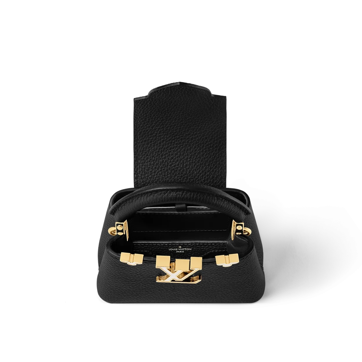 루이비통 카퓌신 나노 백 M10166