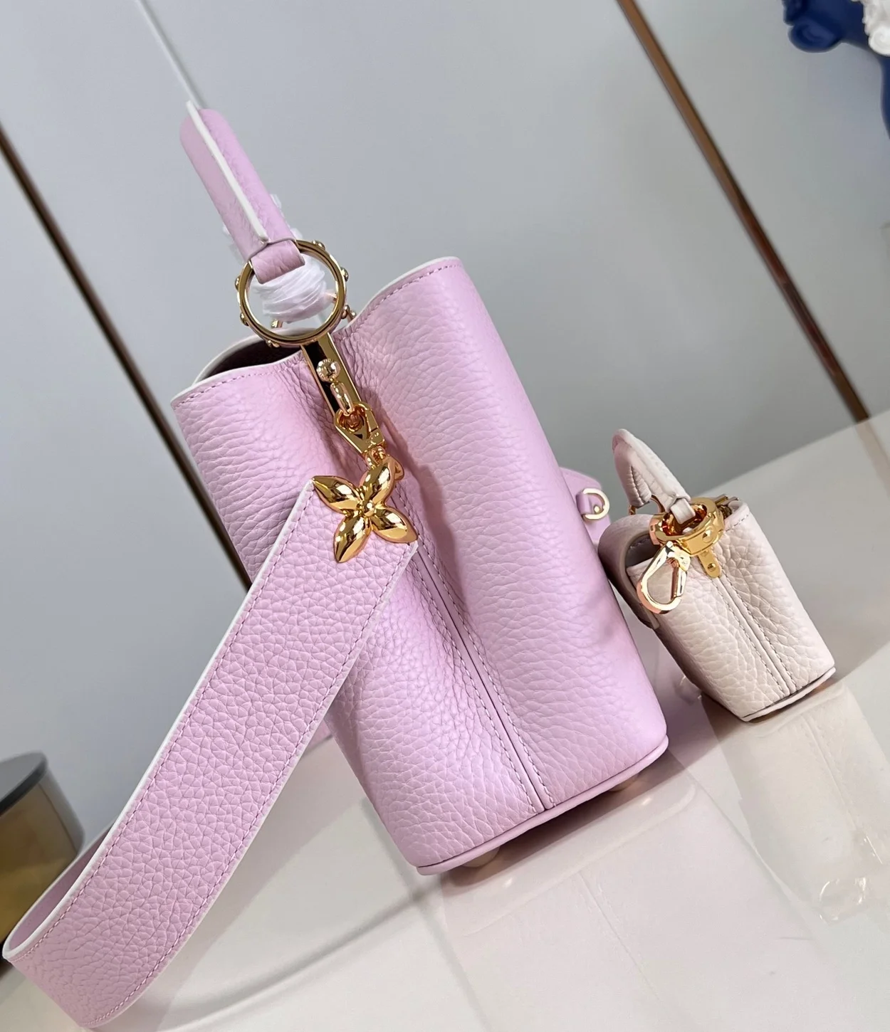 루이비통 카퓌신 BB M24120