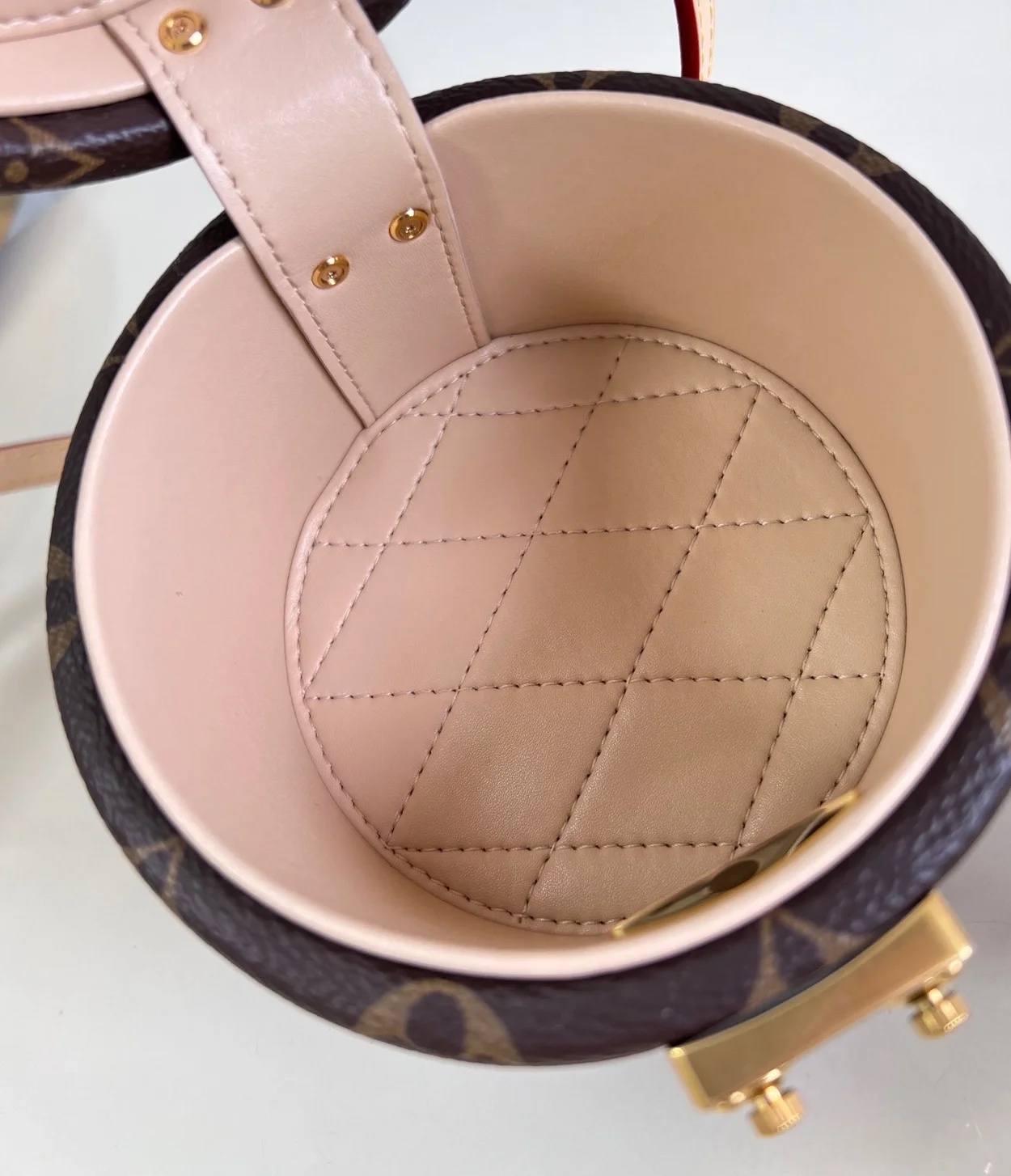 루이비통 스콧 모노그램 캔버스 M46933