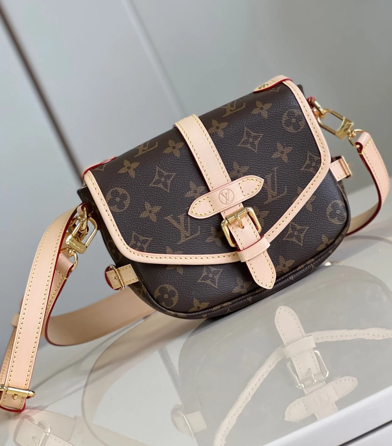 루이비통 소뮈르 BB M46740