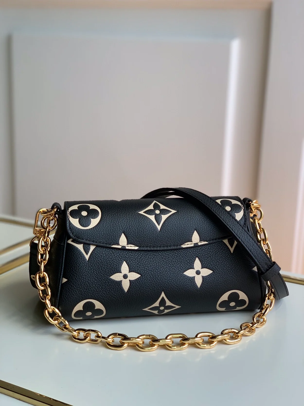 루이비통 모노그램 앙프렝뜨 페이보릿 백 M45859