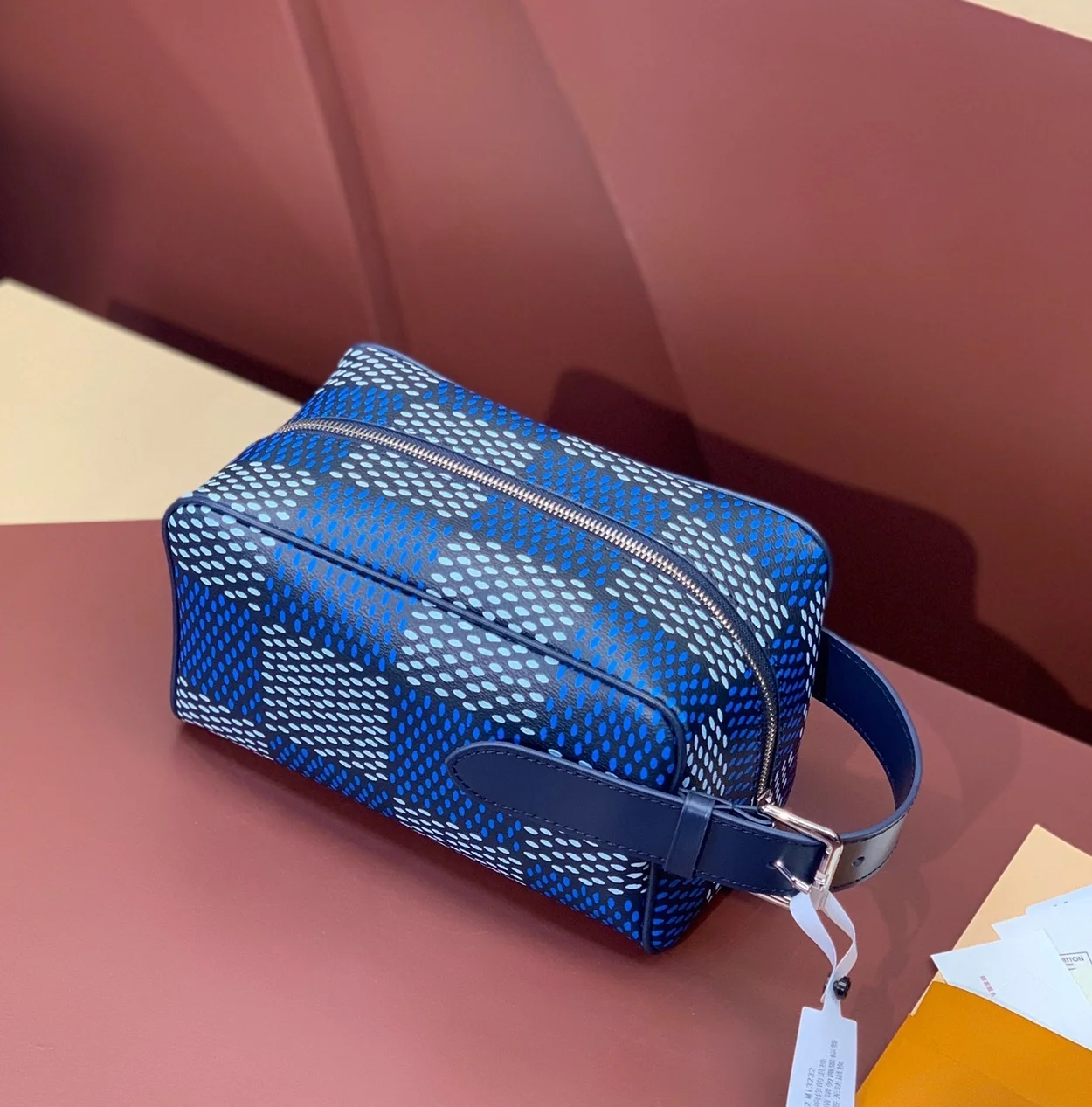 루이비통 락커 돕 키트 블루 N40747