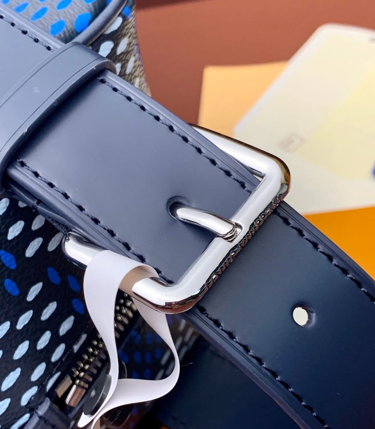 루이비통 락커 돕 키트 블루 N40747