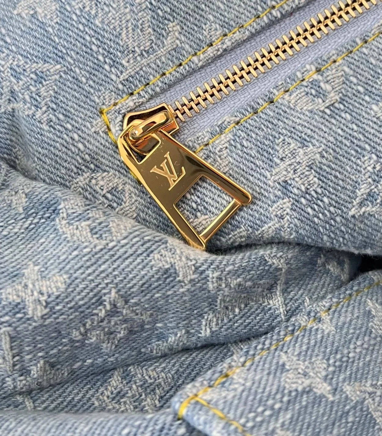 루이비통 렛 고 PM 데님 스카이블루 M24897
