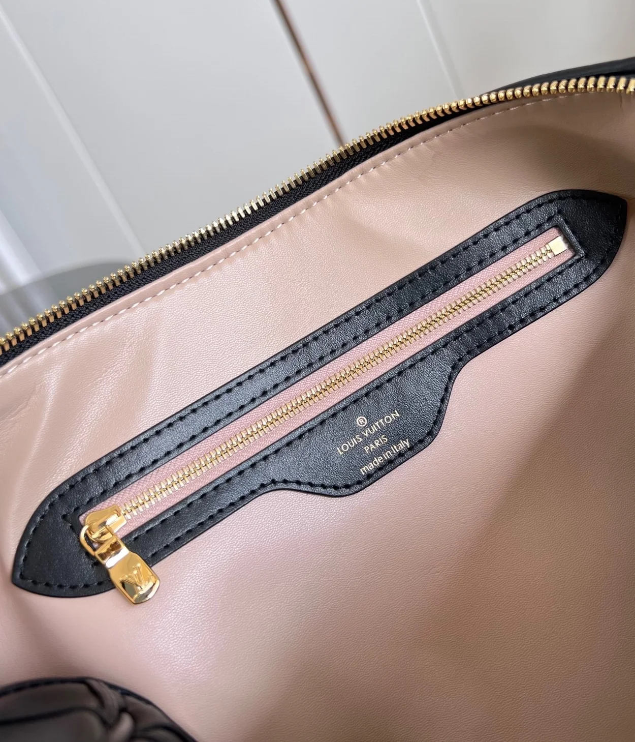 루이비통 스피디 반둘리에 25 M24206