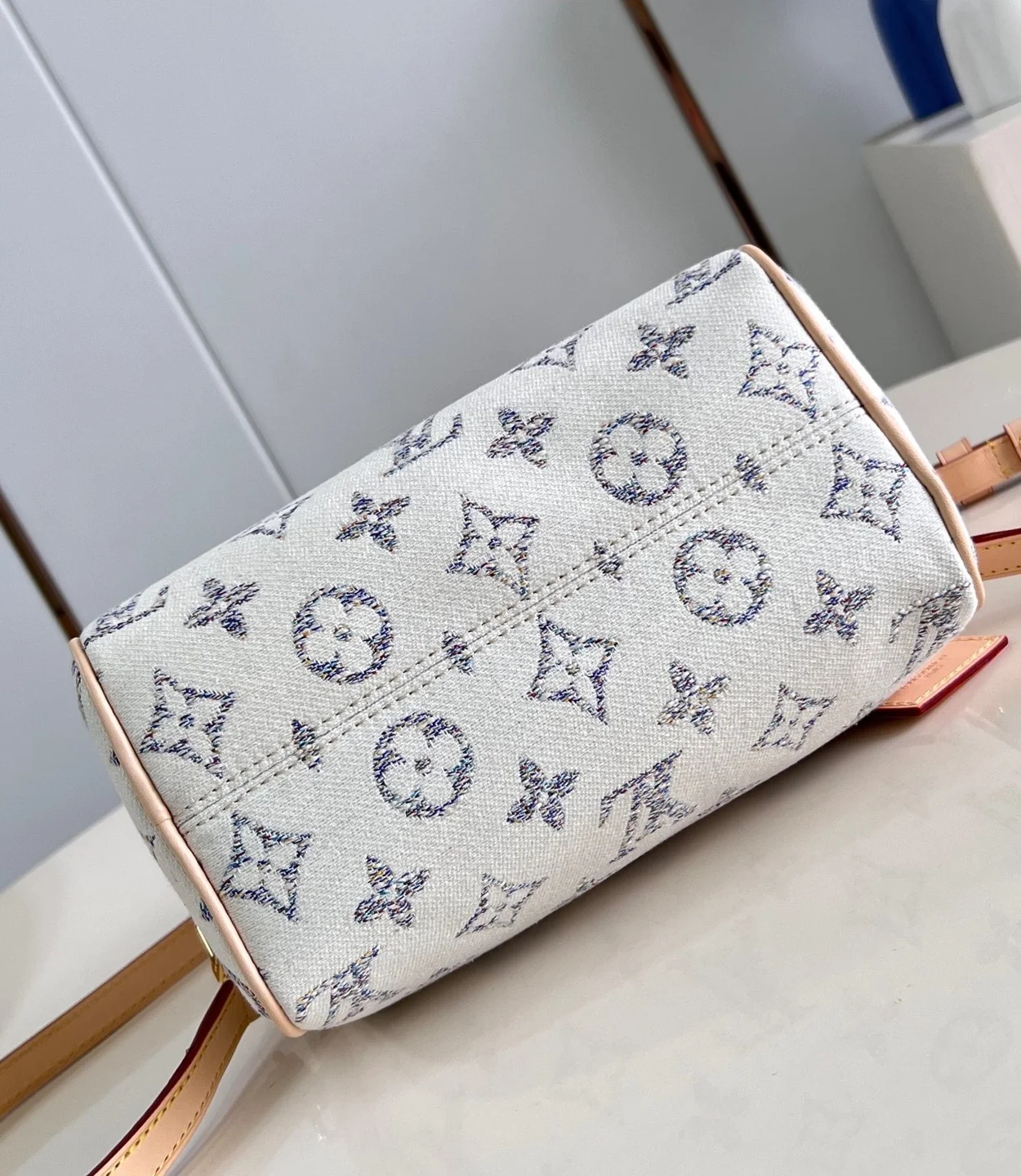 루이비통 스피디 반둘리에 20 M24709