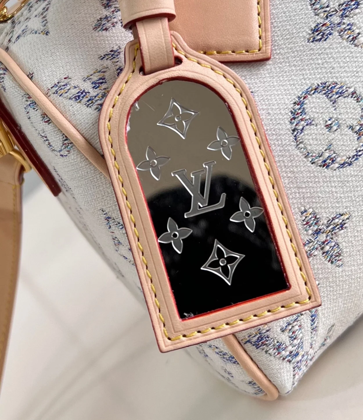 루이비통 스피디 반둘리에 20 M24709