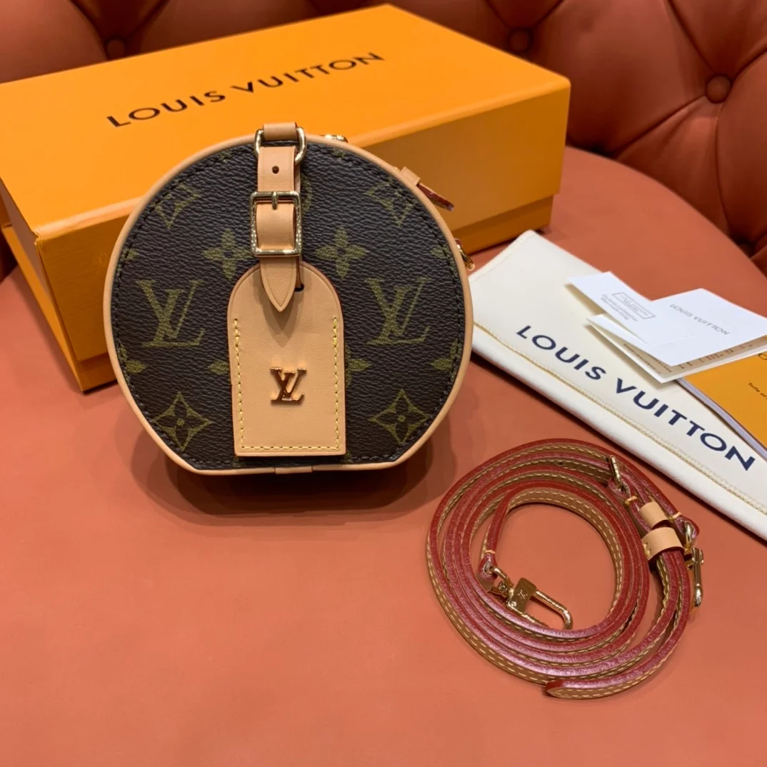 루이비통 미니 부아뜨 샤포 백 M44699