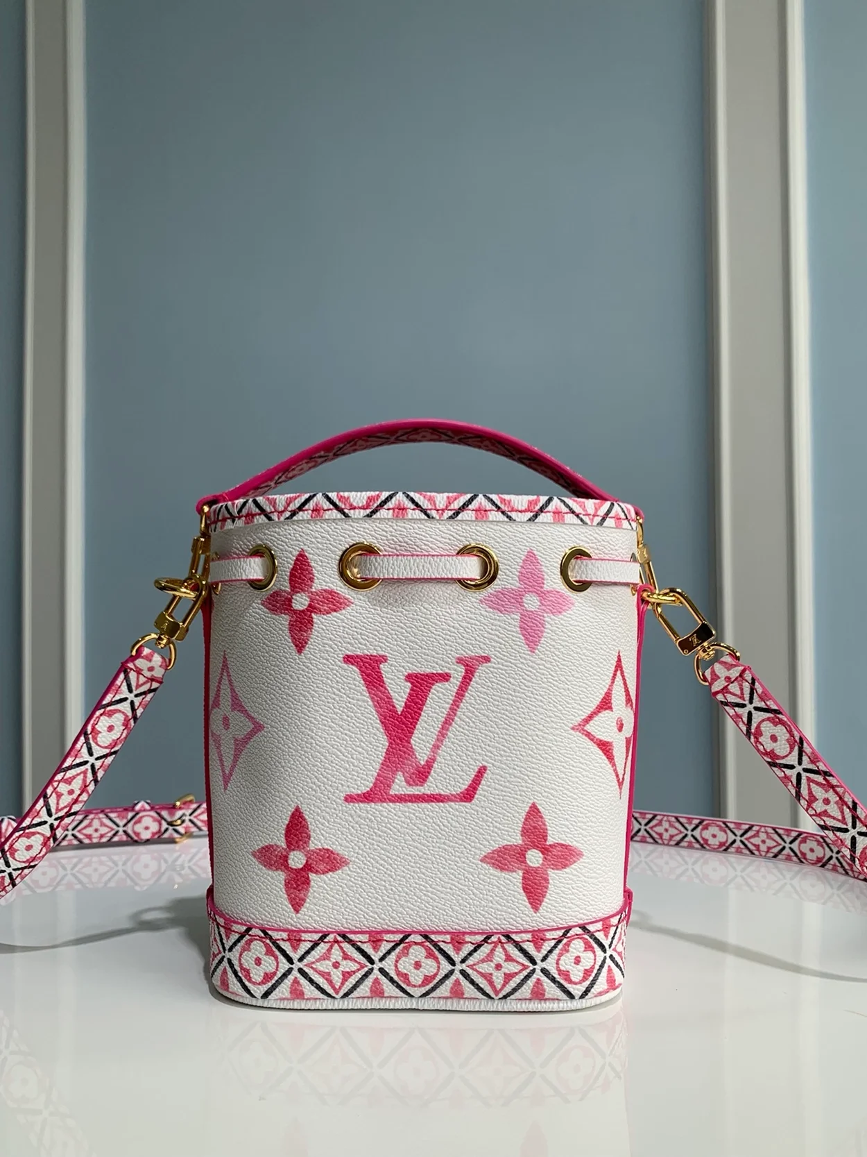 루이비통 나노 노에 M82386