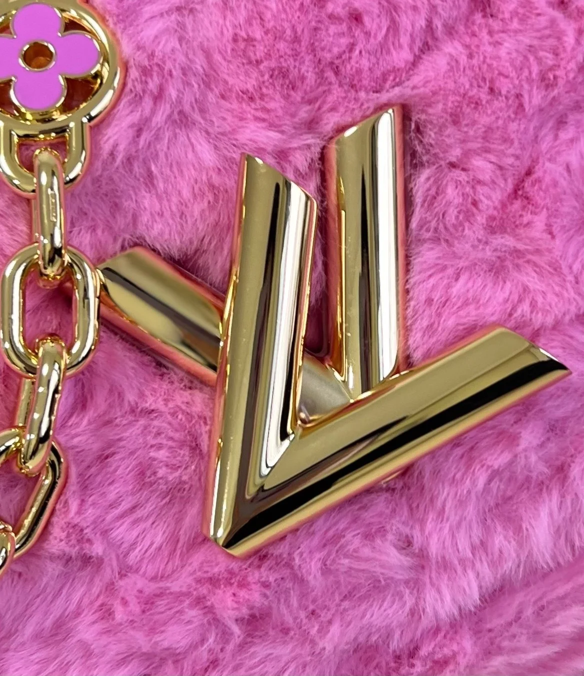 루이비통 트위스트 MM M21320