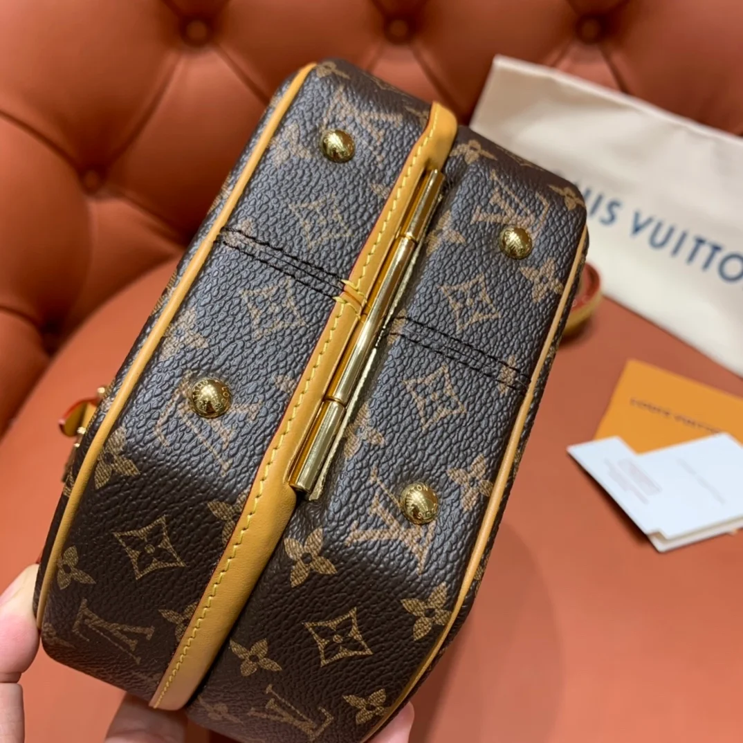 루이비통 쁘띠드 부아뜨 샤포 백 M43514