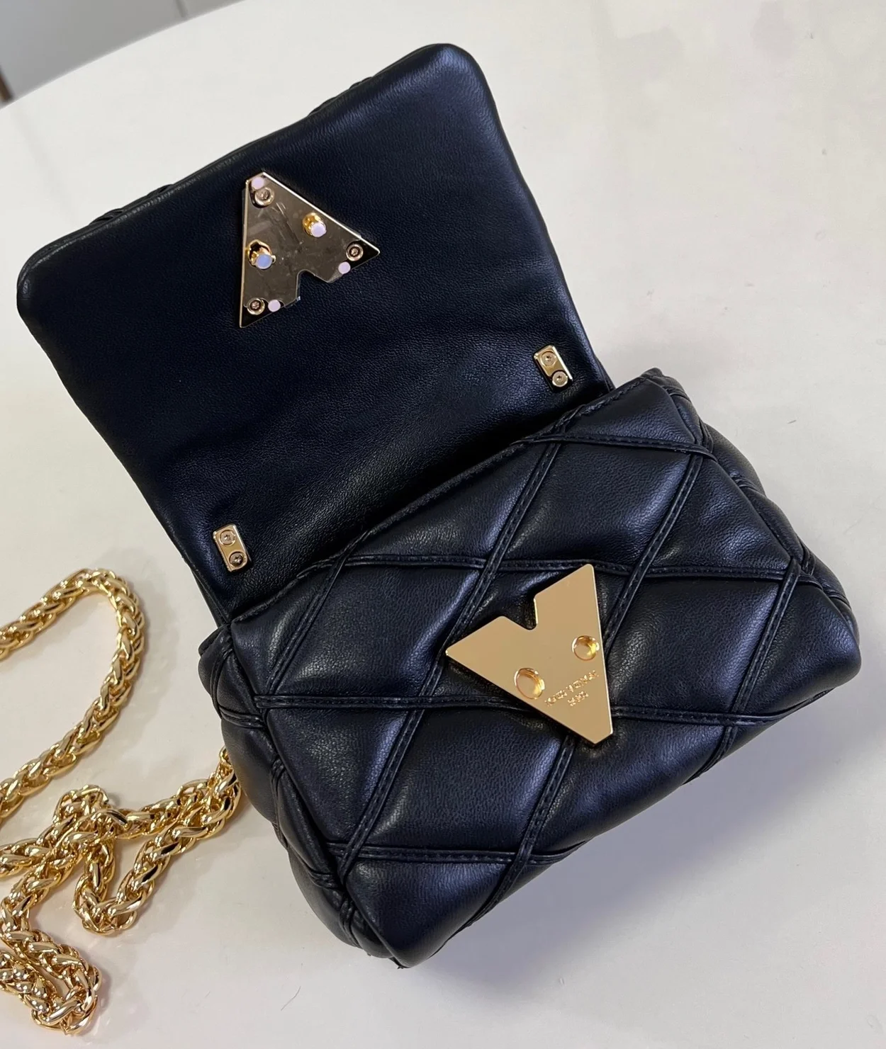 루이비통 피코 GO-14 M23625