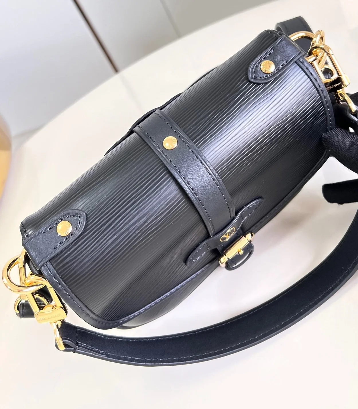 루이비통 소뮈르 BB M23469