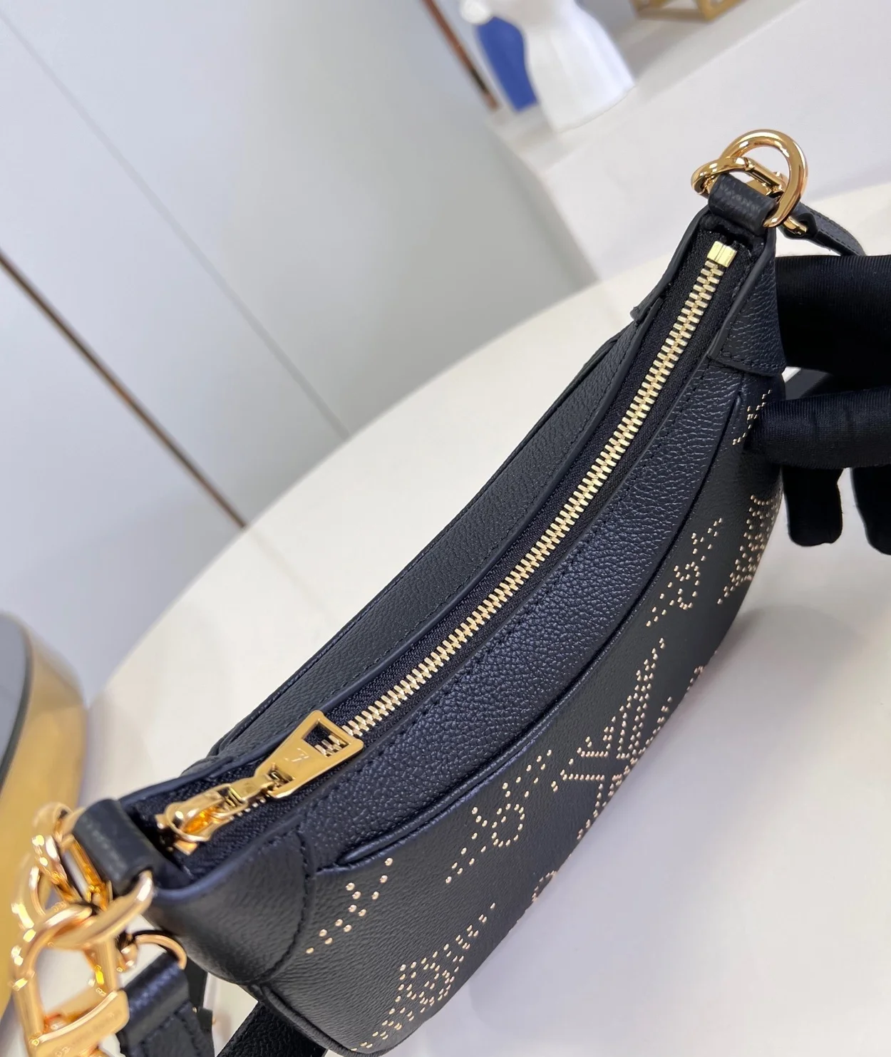 루이비통 바가텔 백 M46735