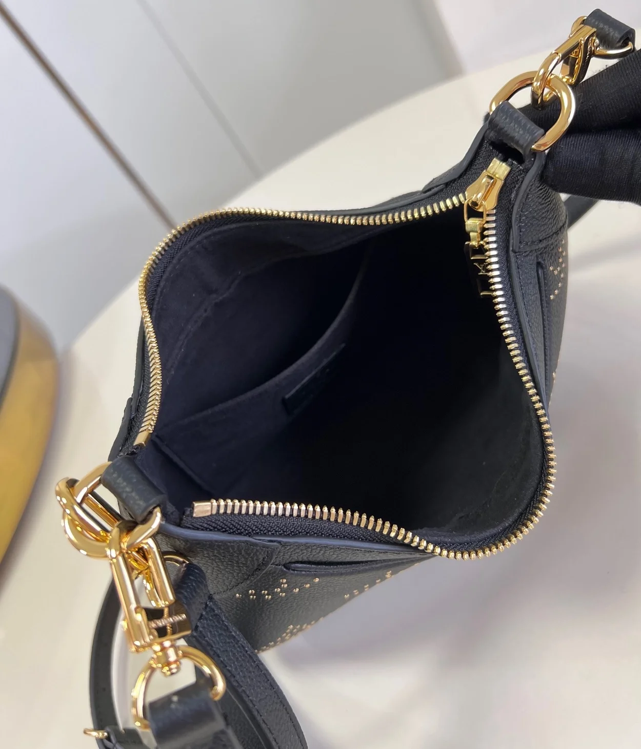 루이비통 바가텔 백 M46735