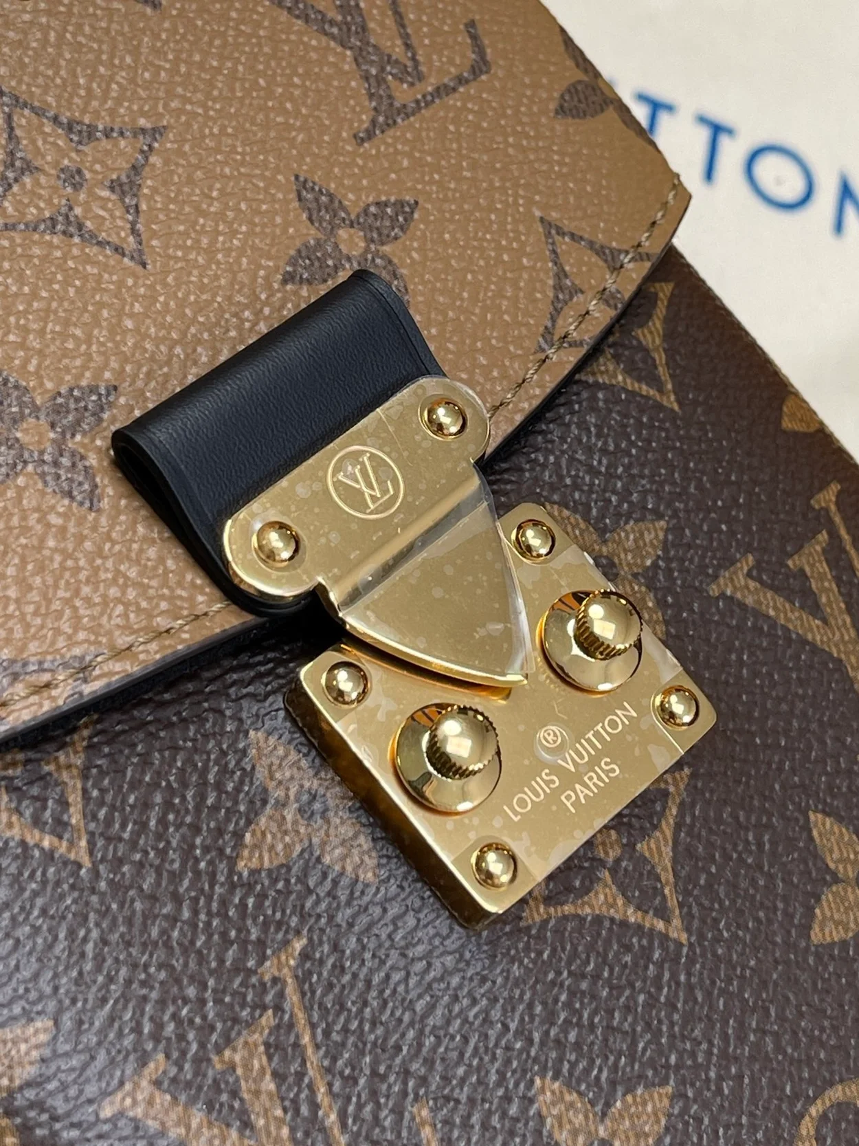 루이비통 모노그램 리버스 카메라 박스 M82465