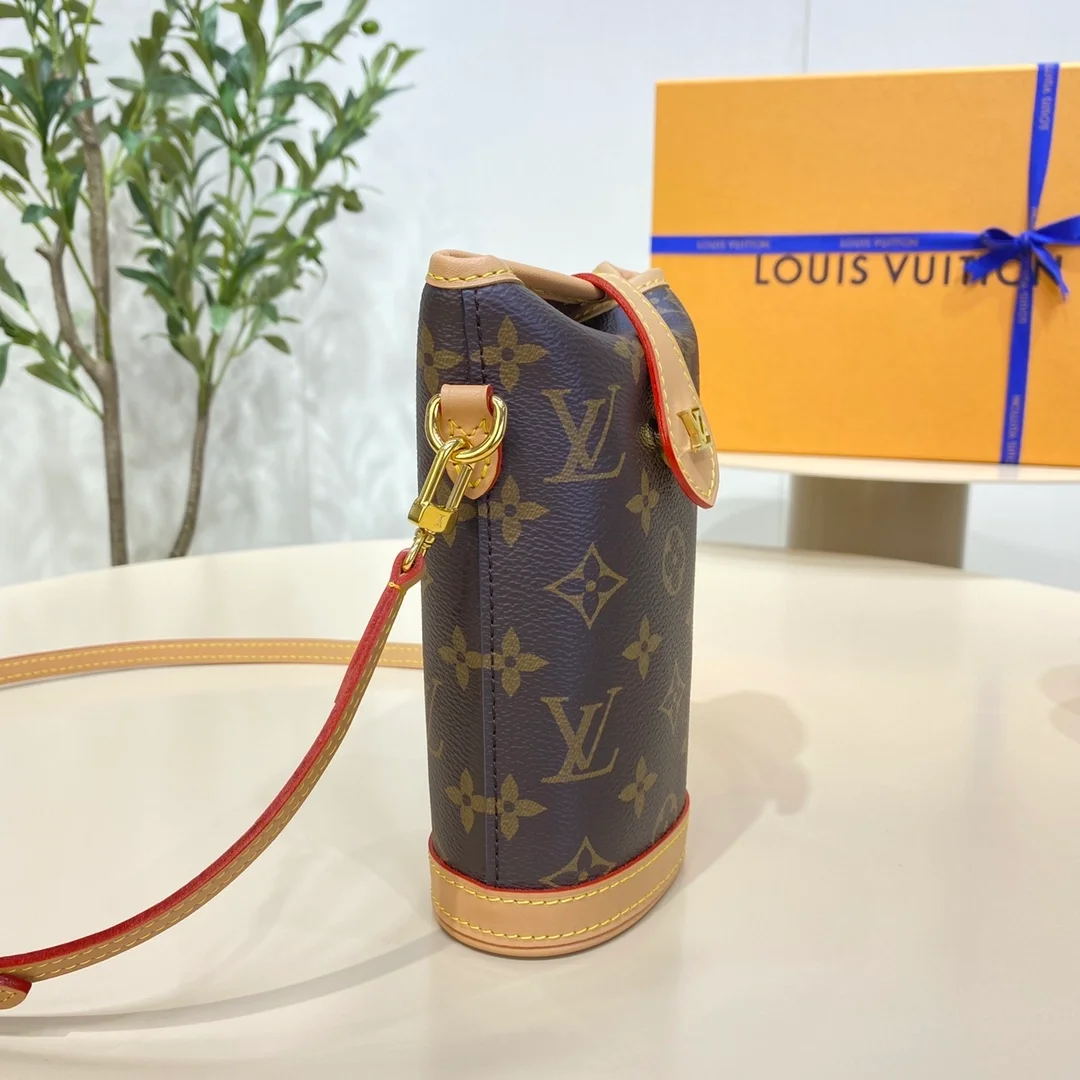 루이비통 모노그램 폴드 미 파우치 M80874