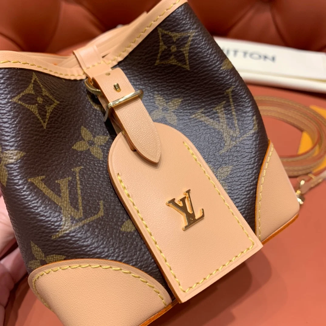 루이비통 노에 퍼스 백 M57099