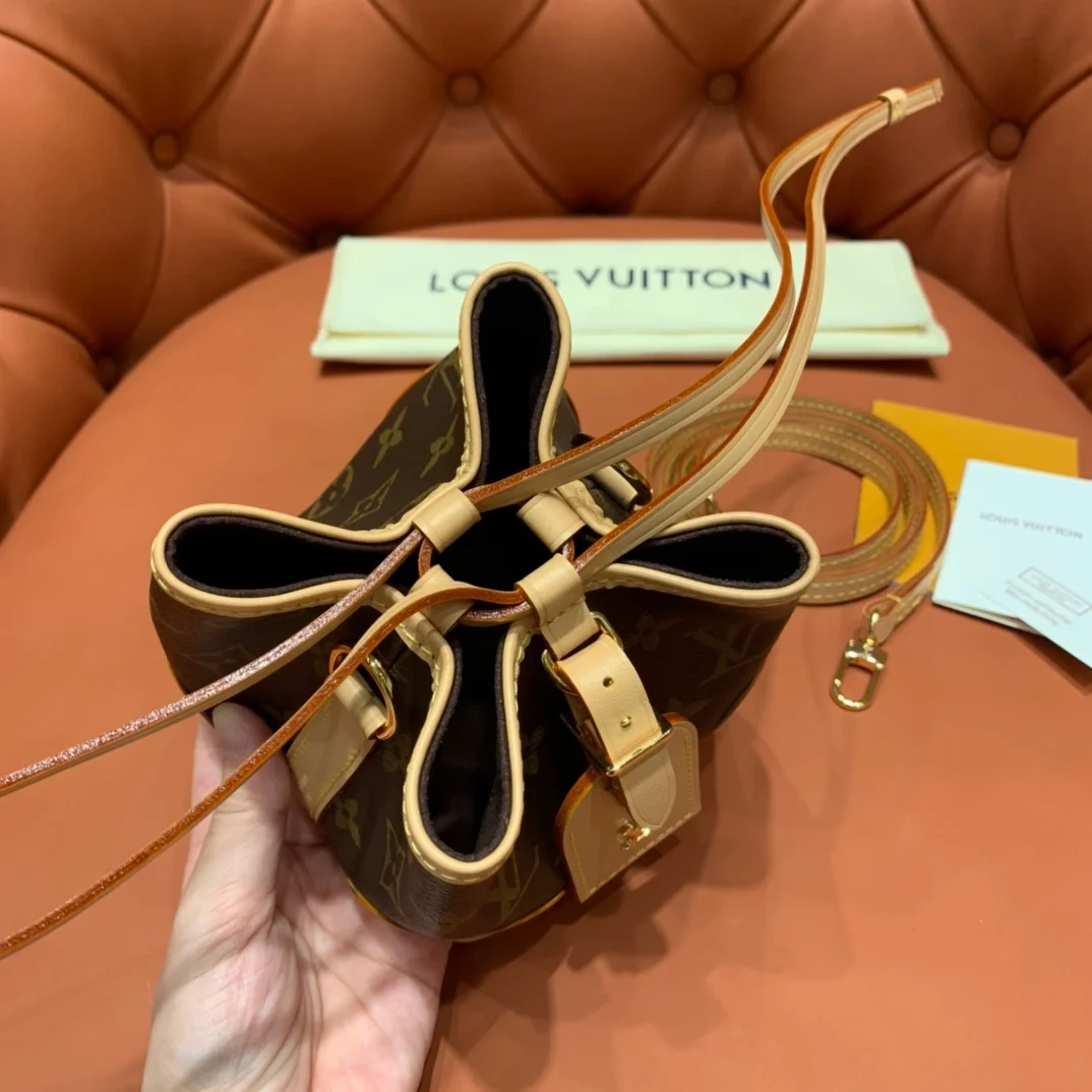 루이비통 노에 퍼스 백 M57099