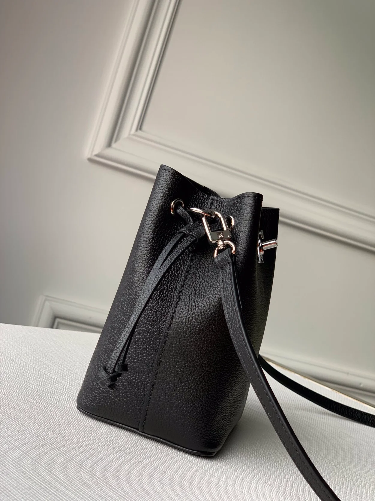 루이비통 나노 락미 버킷백 M68709