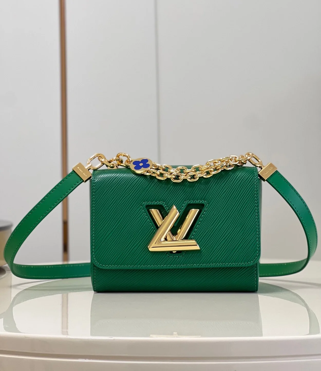 루이비통 트위스트 PM M21649