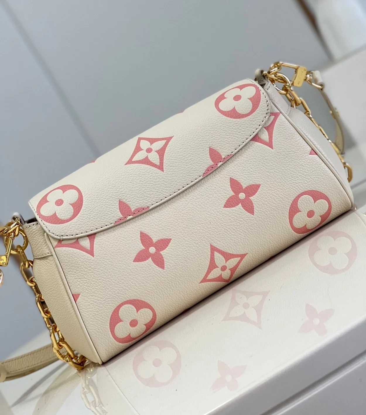 루이비통 모노그램 앙프렝뜨 페이보릿 백 M46393