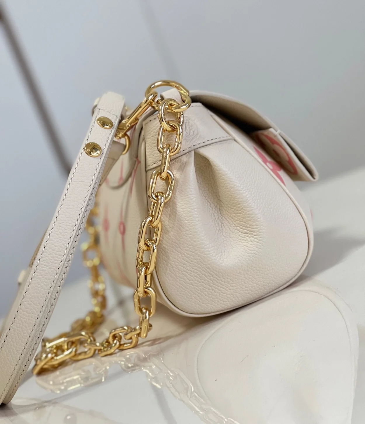 루이비통 모노그램 앙프렝뜨 페이보릿 백 M46393