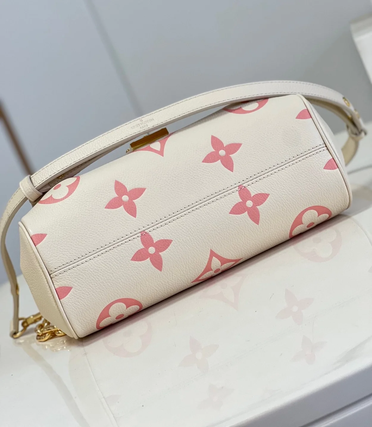 루이비통 모노그램 앙프렝뜨 페이보릿 백 M46393