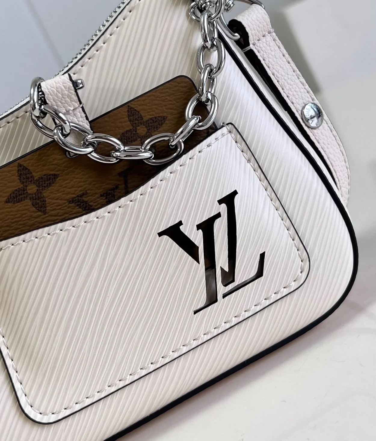 루이비통 마렐리니 에피 핸드백 M20999