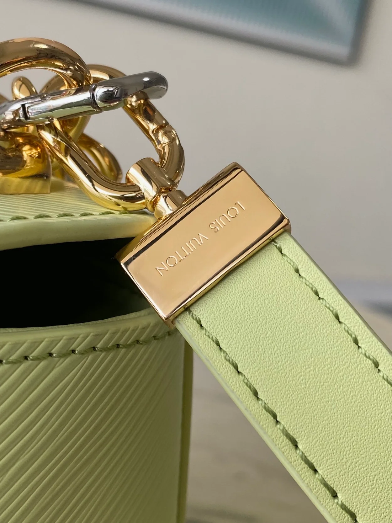 루이비통 트위스트 PM M22768