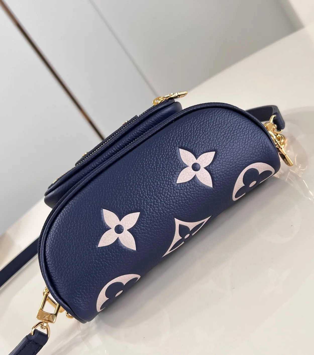 루이비통 미니 범백 M85636