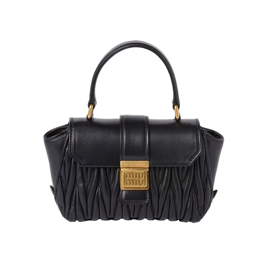 미우미우 마테라쎄 나파 가죽 미니백 블랙