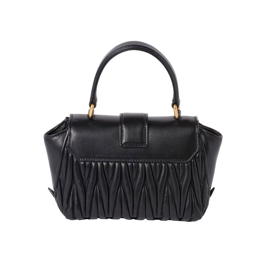 미우미우 마테라쎄 나파 가죽 미니백 블랙