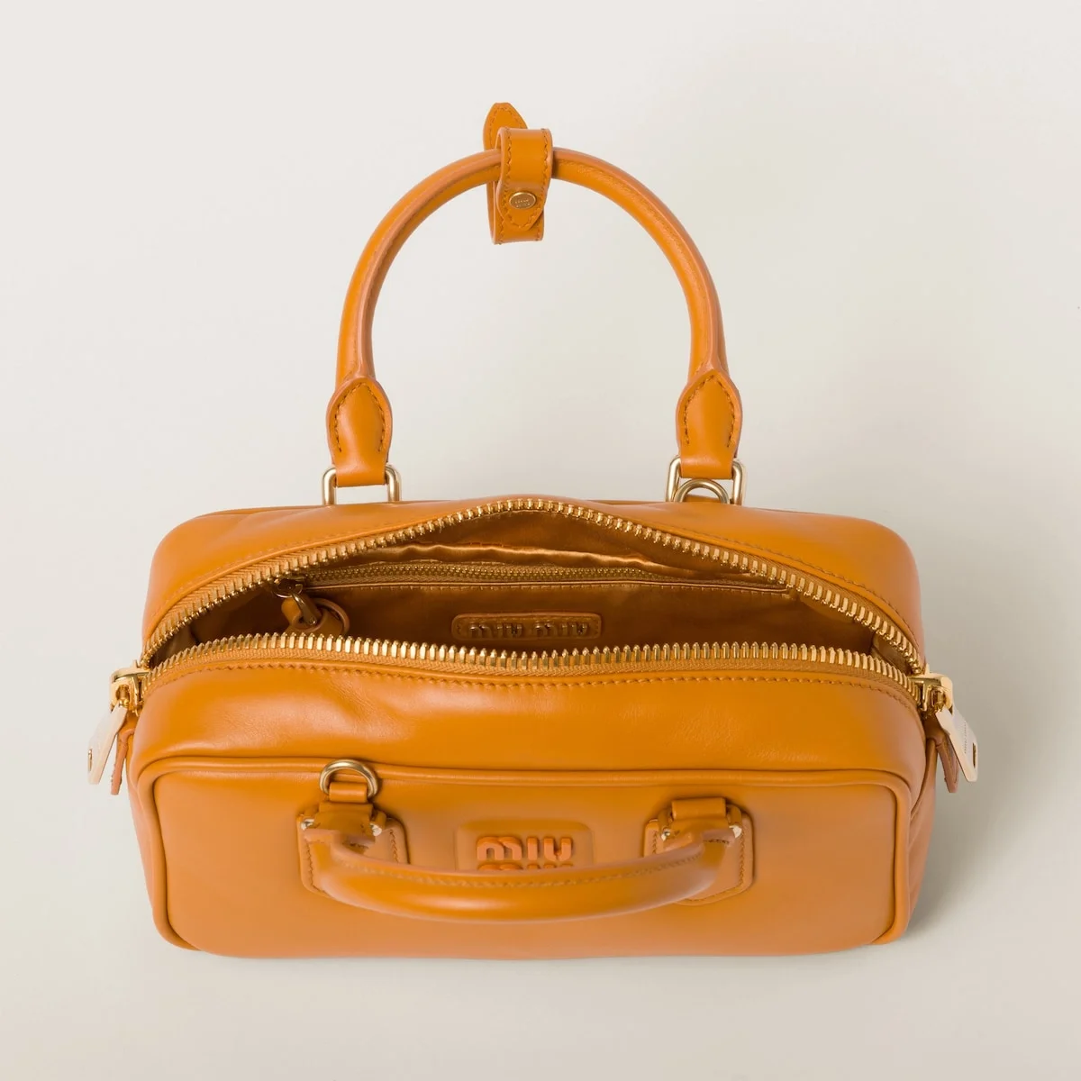 미우미우 레귤러 아르카디 가죽백 옐로우