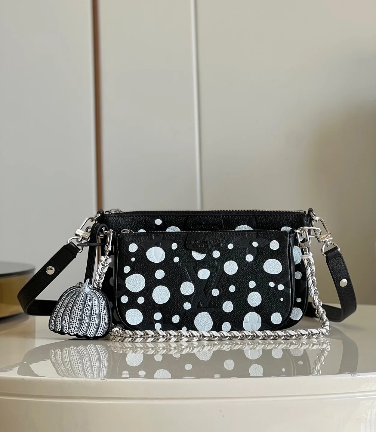 루이비통 x YK 멀티 포쉐트 악세서리 M46410