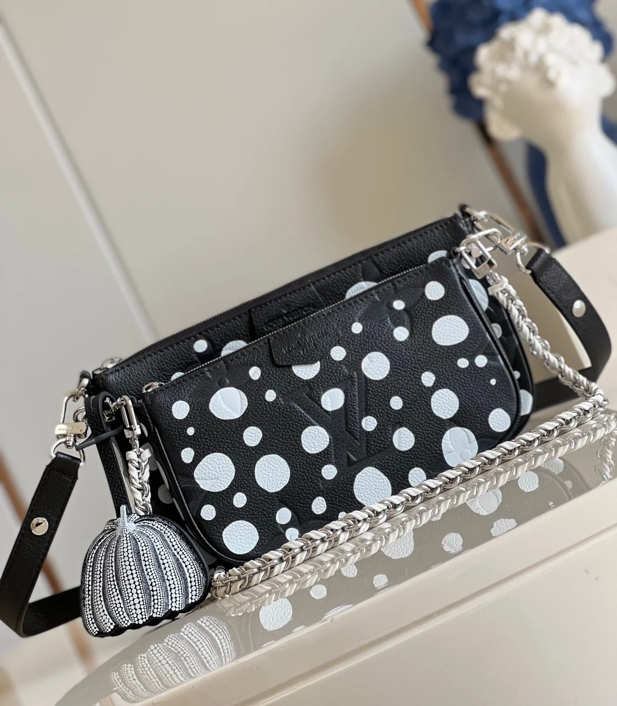 루이비통 x YK 멀티 포쉐트 악세서리 M46410