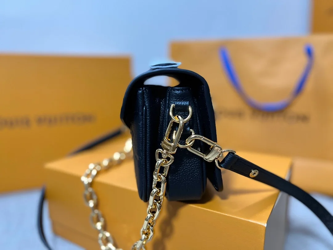 루이비통 포쉐트 메티스 이스트 웨스트 M46595