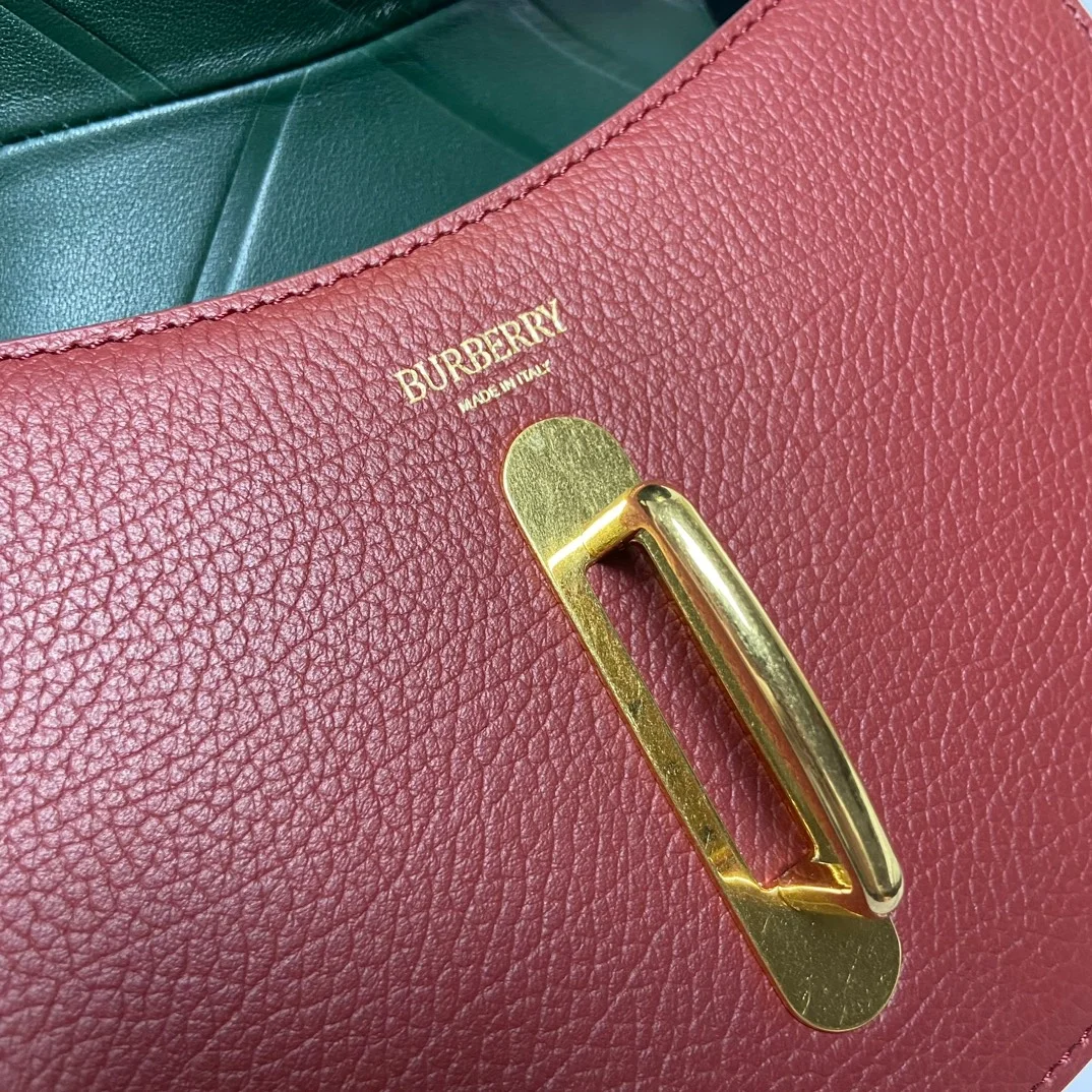 버버리 미니 로킹 홀스백 레드